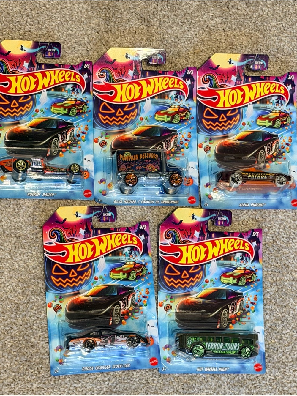 Hot Wheels Halloween Themed Die-Cast Car Assortment - Entire Set of 5 2026 Theme